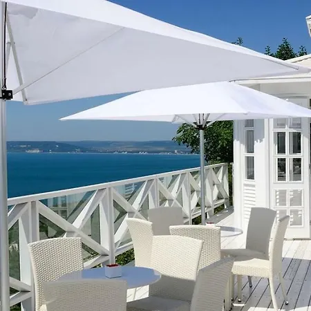Vakantiehuis Lighthouse Golf Private - And Blue
