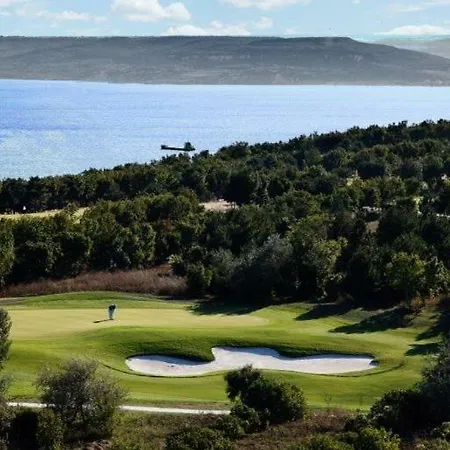 Lighthouse Golf Private - And Blue *